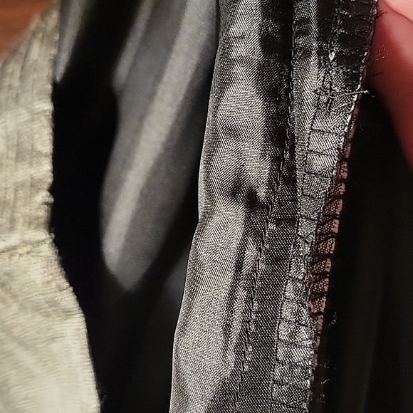 Silver Grey Silk Skirt - Picture 9 of 10